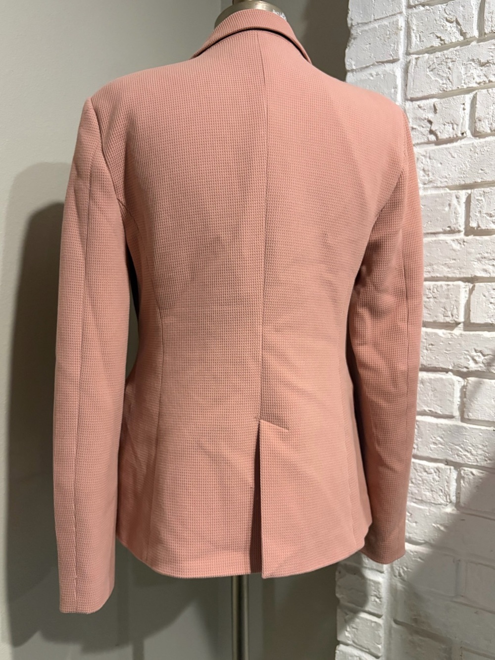 Philosophy Pink Single-Button Textured Blazer - Picture 2 of 4